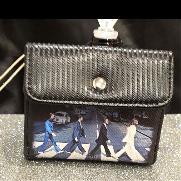 Loungefly The Beatles Abbey Road Wallet - Picture 10 of 12
